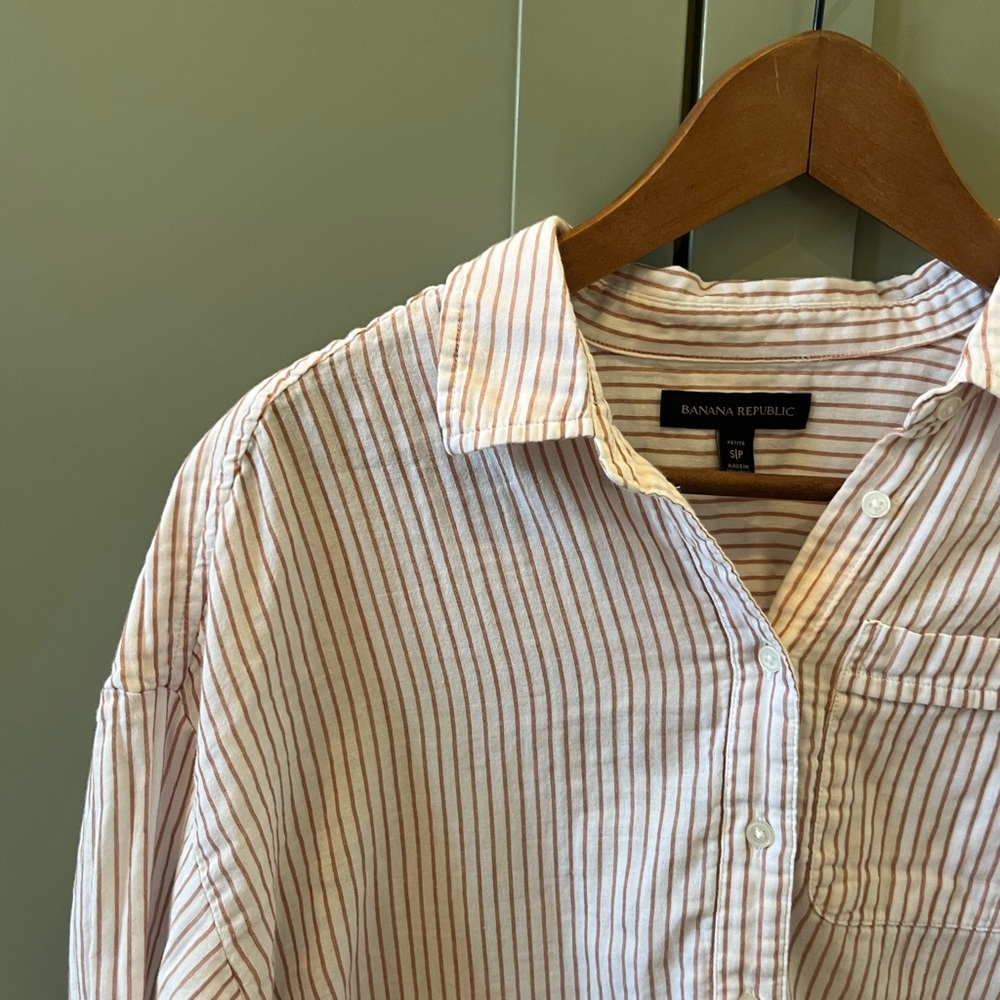 Banana Republic dusty rose striped button up